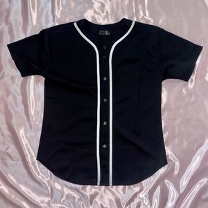 Plain baseball jersey